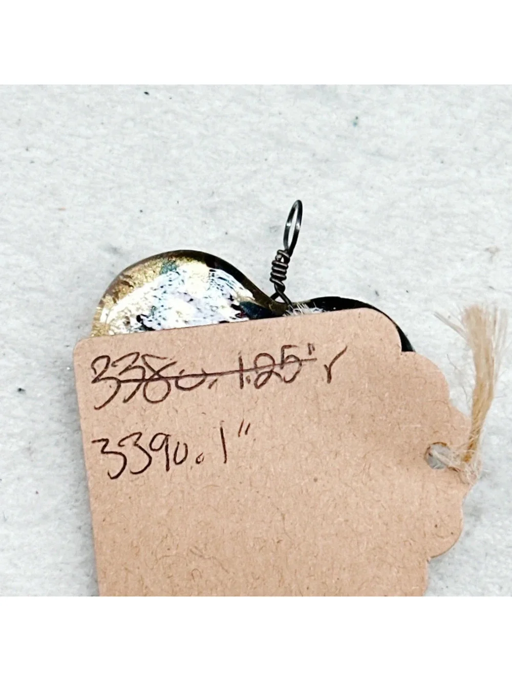 339u. Bronze Heart Art Glass Pendant